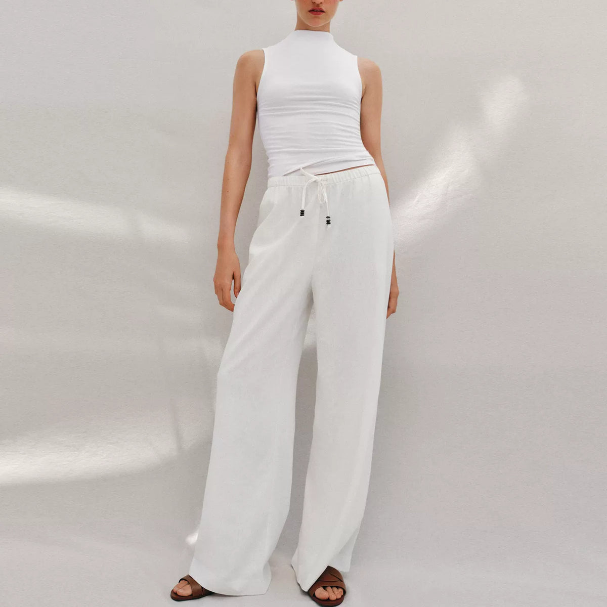 Mid-Rise Stretch Straight Trousers