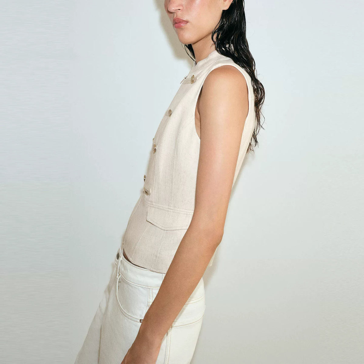 Knot-Button Sleeveless Vest Top