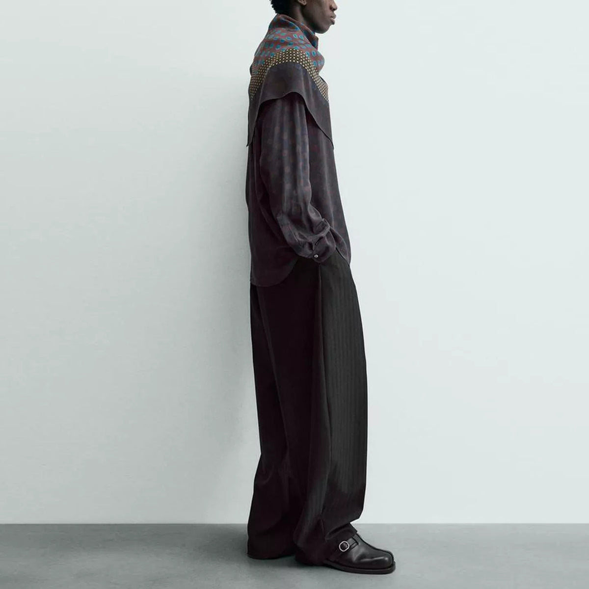 Curved-Cut Tailored Trousers