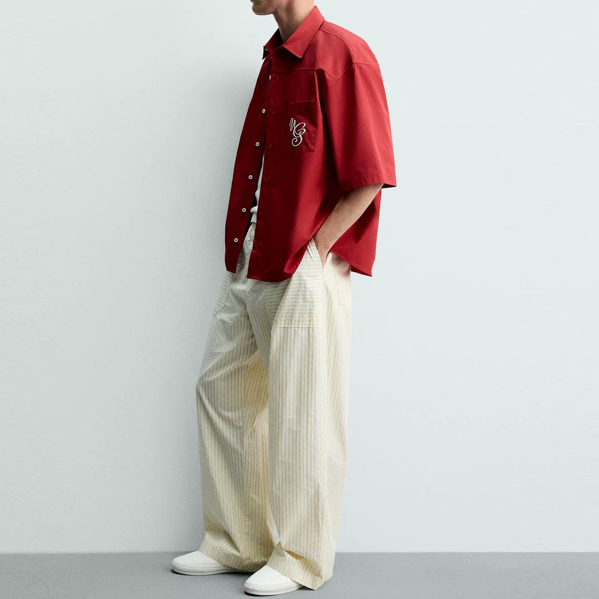 Contrast Embroidered Short-Sleeve Shirt
